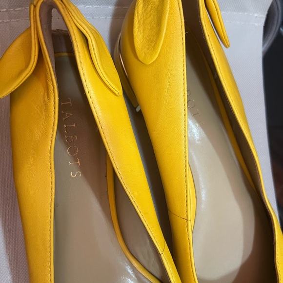 Talbots Bright Yellow Women's Flats - Picture 5 of 6